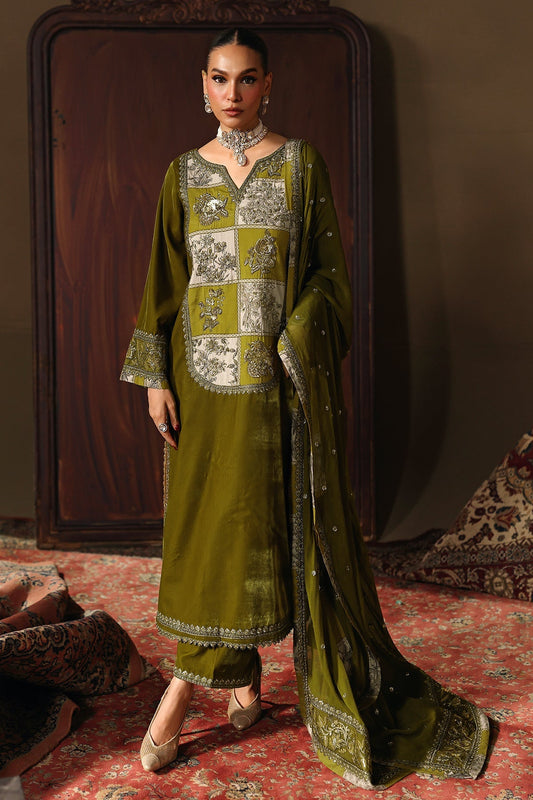 CVT5-02 – authentic Pakistani dress from the Signora Velvet 25 collection for women in the UK