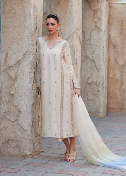 Kanwal Malik | Ghina Luxury Pret | Reham - Luxury Dress - available at Maria Faisal in UK and USA.
