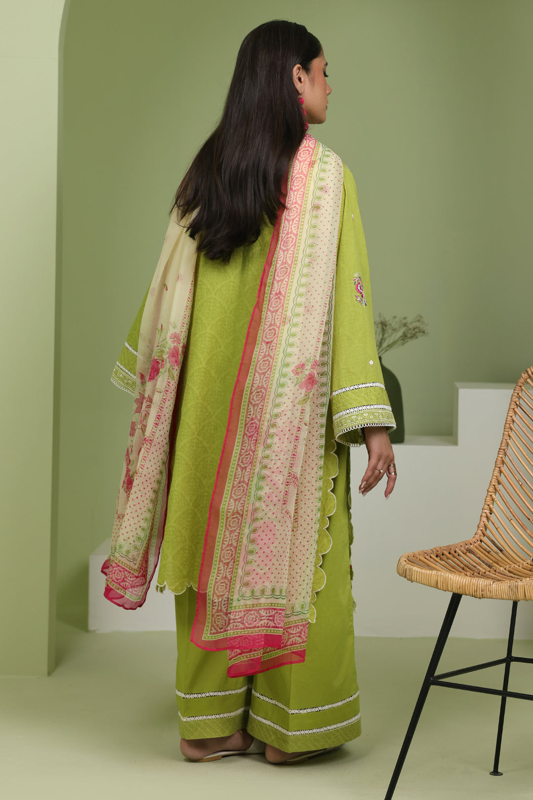 Zellbury | Unstitched 3 Piece Lawn | Embroidered Shirt Shalwar Dupatta - 1462 - Designer Dress with Intricate embroidery and embellishments. Shop elegent wedding dress at Maria Faisal.