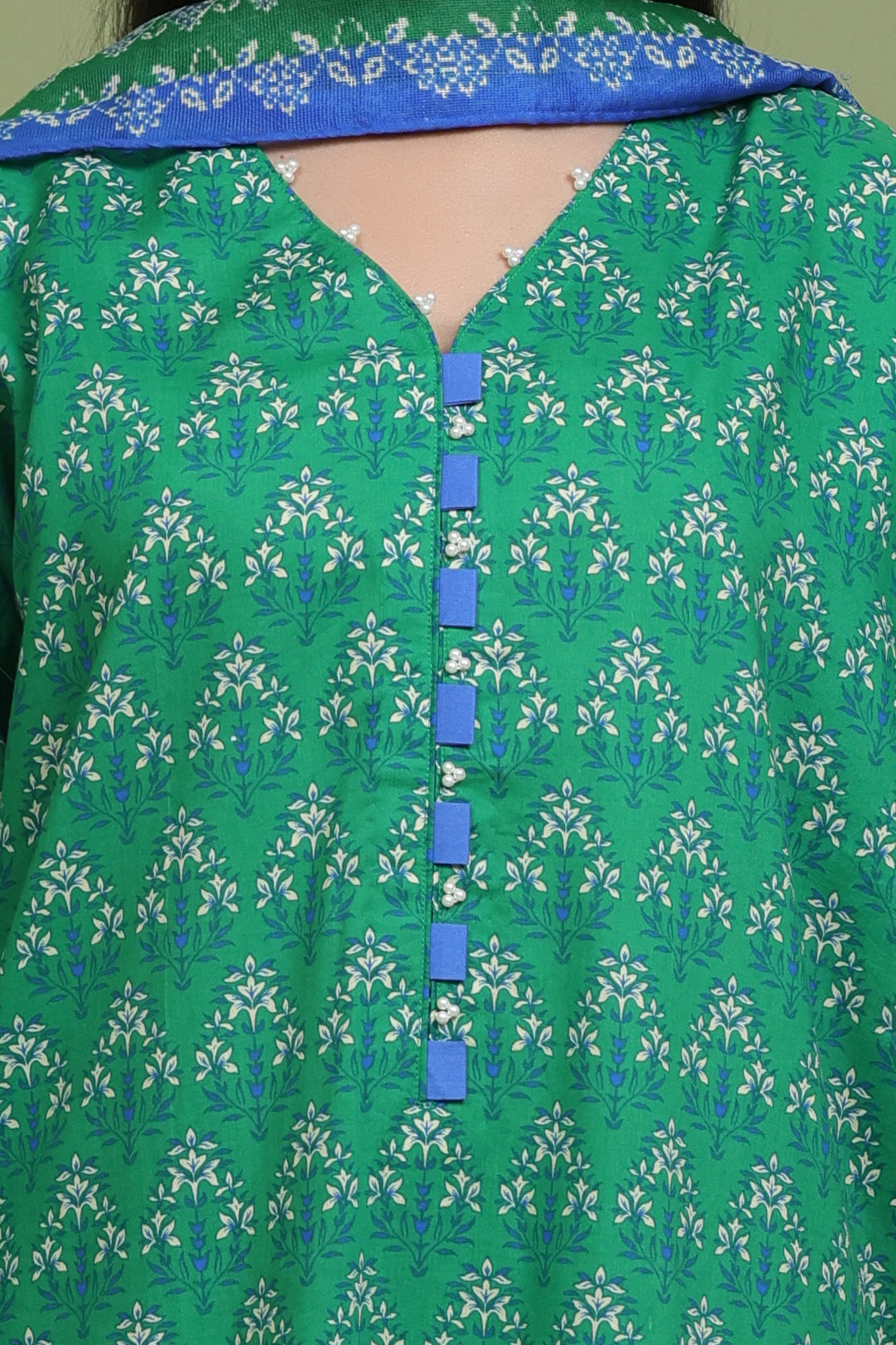 Zellbury | Unstitched 3 Piece Lawn | Shirt Shalwar Dupatta - 1697 - Designer Dress with Intricate embroidery and embellishments. Shop elegent wedding dress at Maria Faisal.