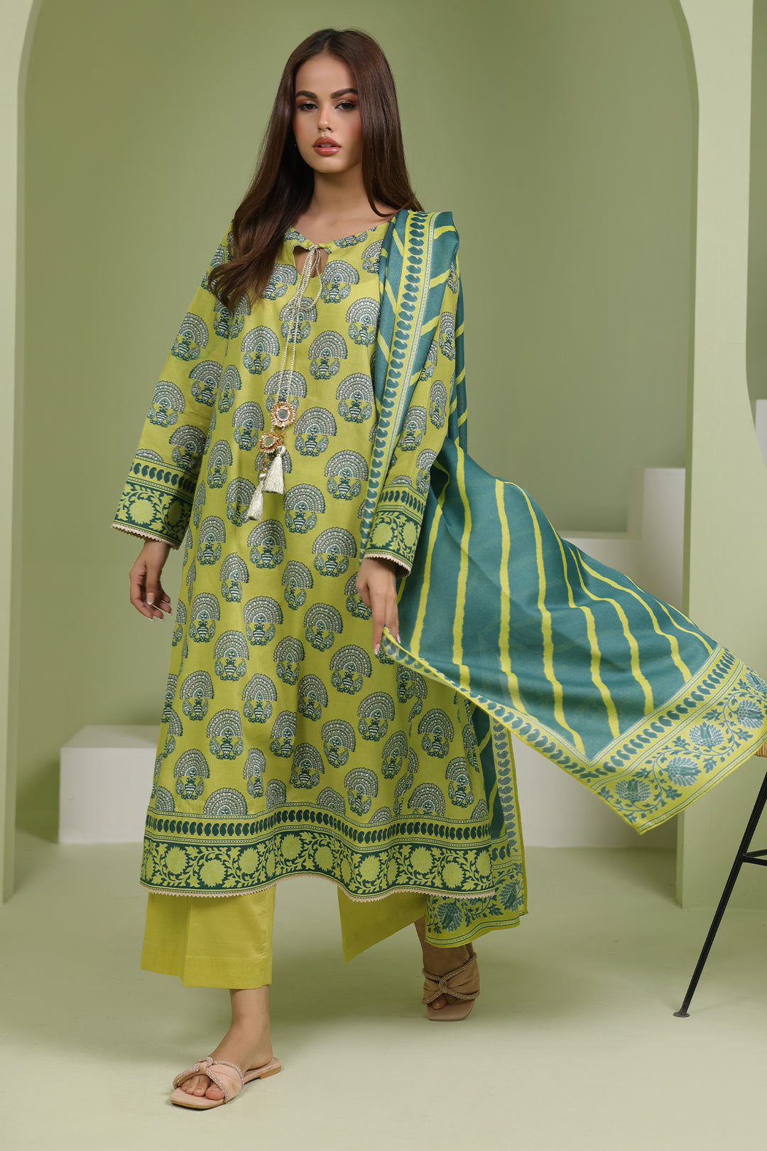 Zellbury | Unstitched 3 Piece Lawn | Shirt Shalwar Dupatta - 1720 - Designer Dress with Intricate embroidery and embellishments. Shop elegent wedding dress at Maria Faisal.