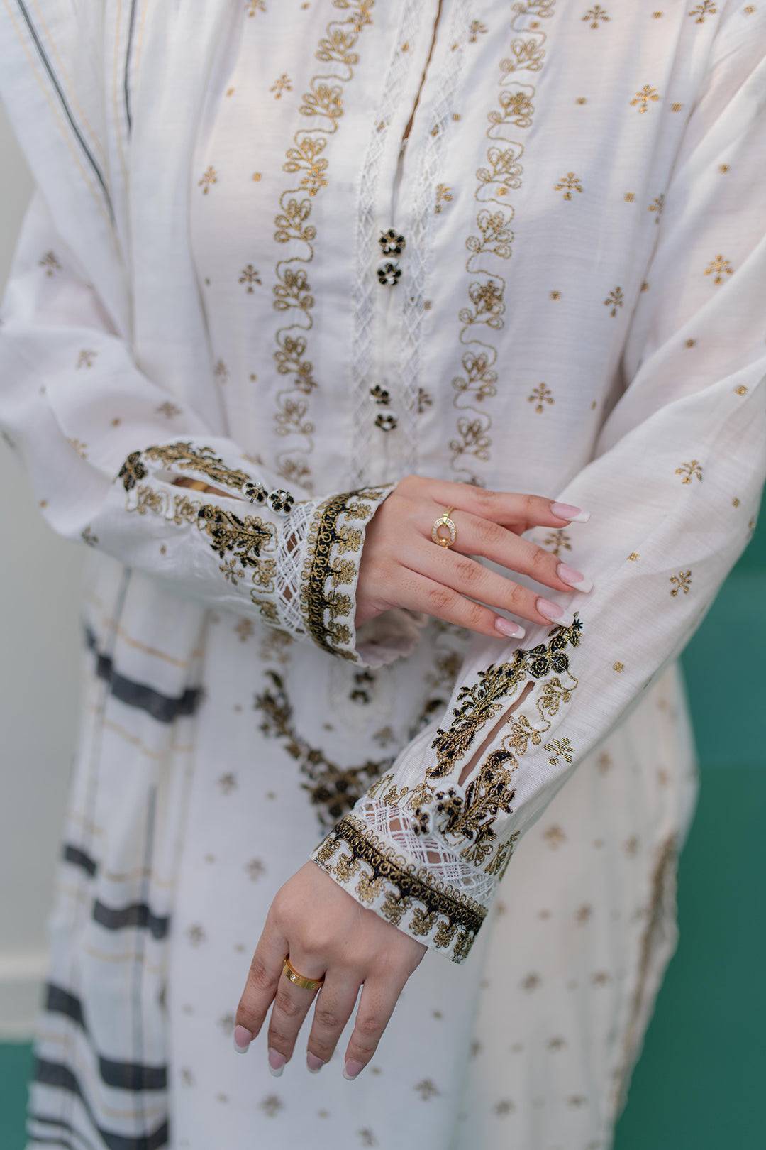 Zellbury | Summer Pret | Embroidered Kurta Dupatta - 1978 by Maria Faisal - Registered Vendor of : Zellbury Women - type : Signature Pret - 100% original wedding dresses