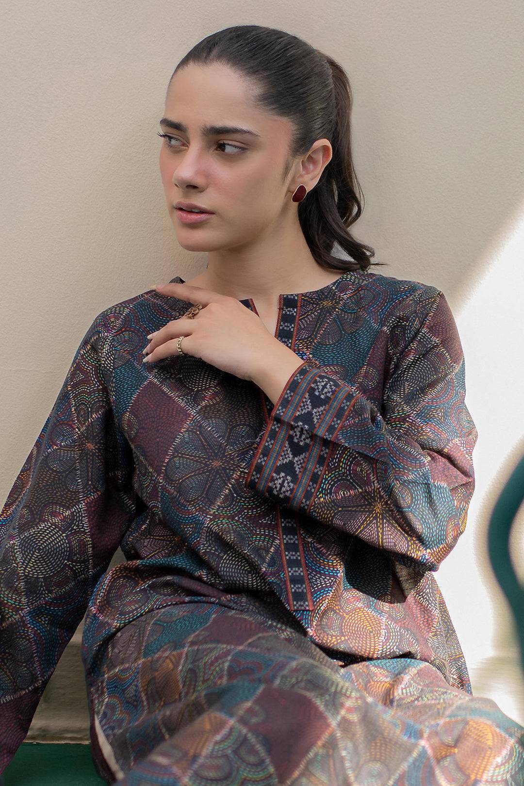 Zellbury | Winter Pret | Kurta - 3042 by Maria Faisal - Registered Vendor of : Zellbury Women - type : Essential Pret - 100% original wedding dresses