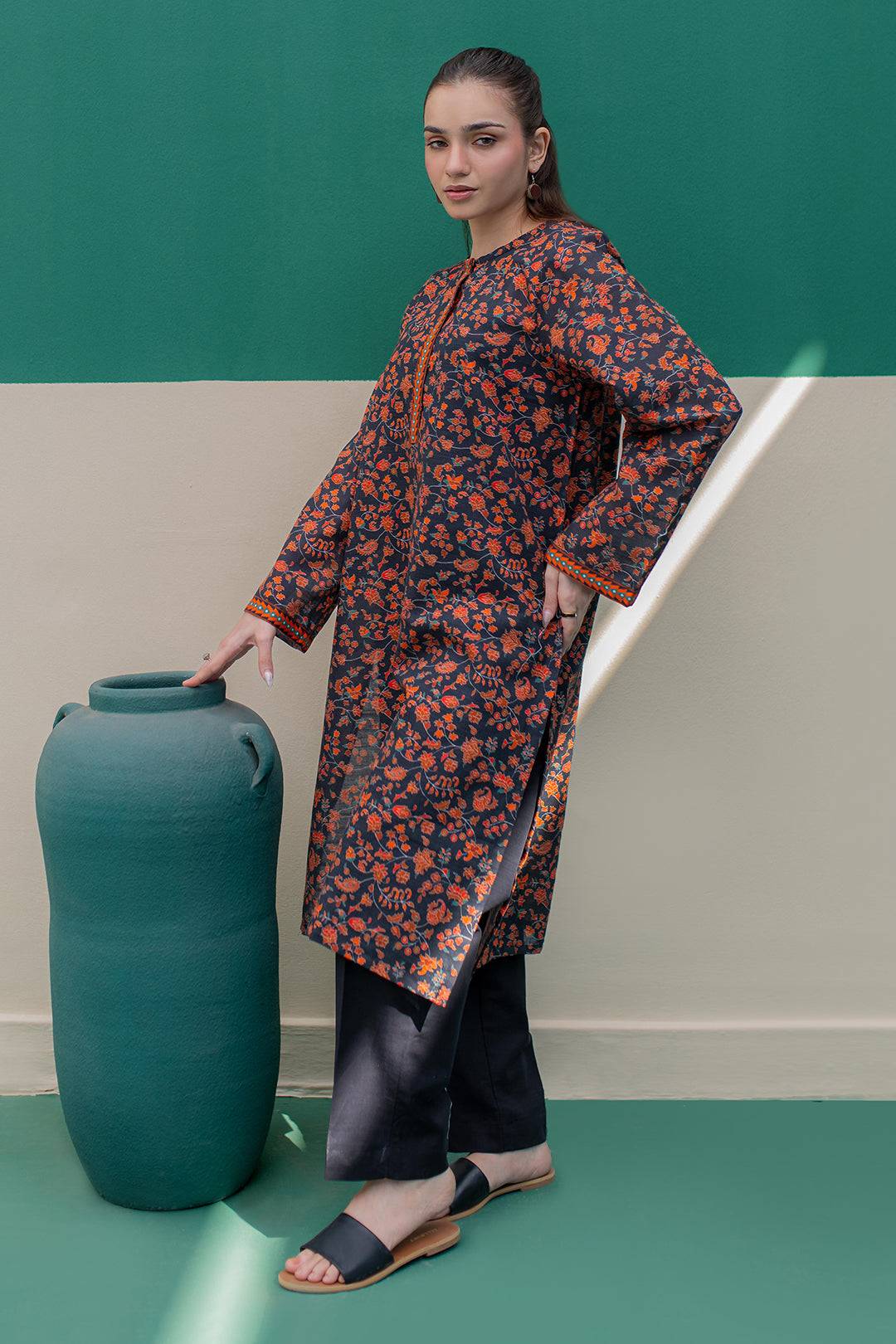 Zellbury | Winter Pret | Kurta - 3043 by Maria Faisal - Registered Vendor of : Zellbury Women - type : Essential Pret - 100% original wedding dresses