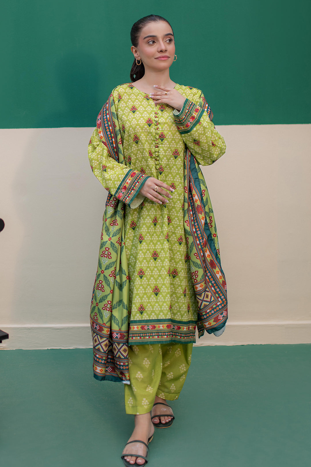 Zellbury | Winter Pret | Kurta Shawl Trouser - 2943 - Designer Dress with Intricate embroidery and embellishments. Shop elegent wedding dress at Maria Faisal.