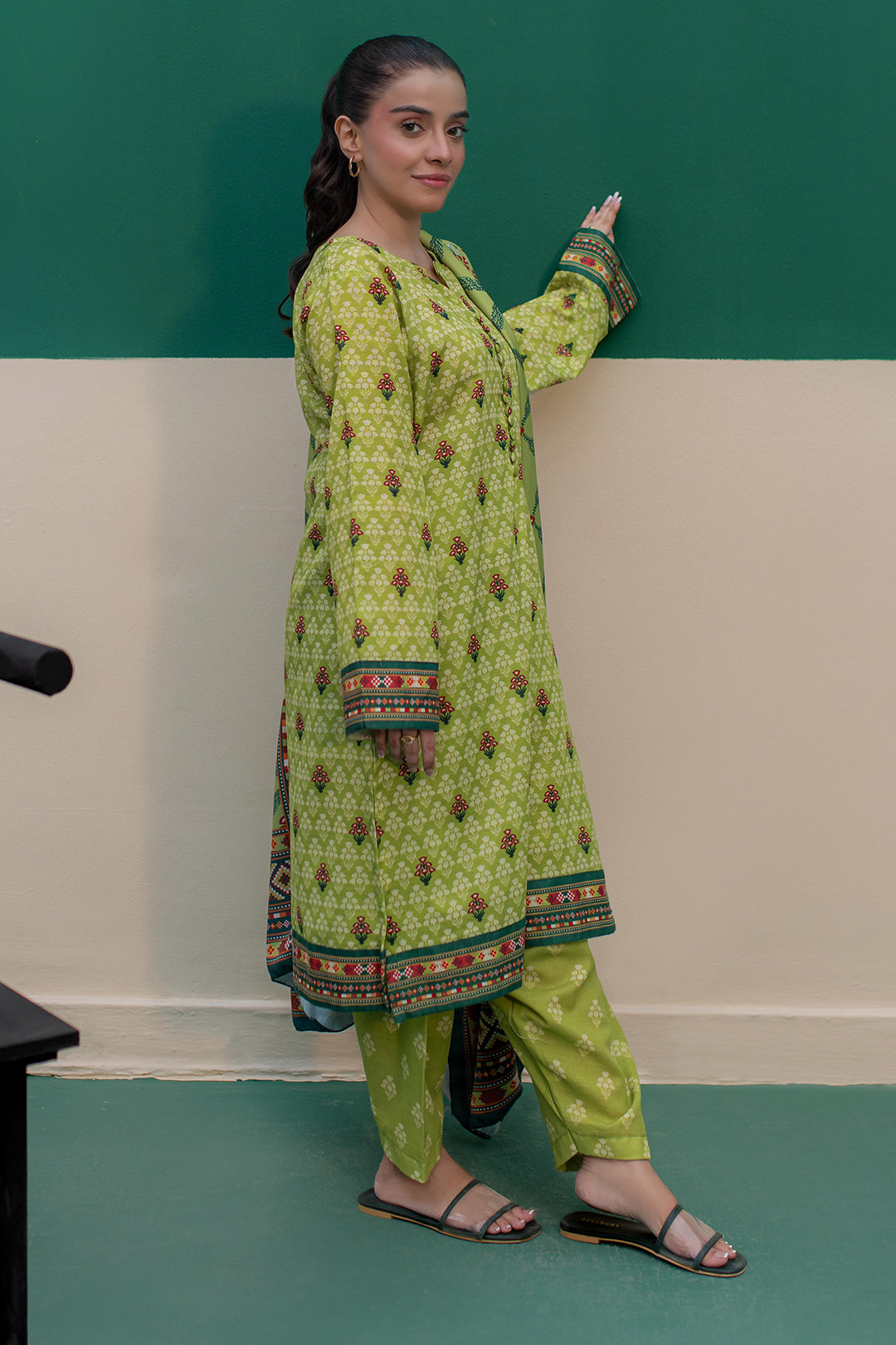 Zellbury | Winter Pret | Kurta Shawl Trouser - 2943 - Designer Dress with Intricate embroidery and embellishments. Shop elegent wedding dress at Maria Faisal.