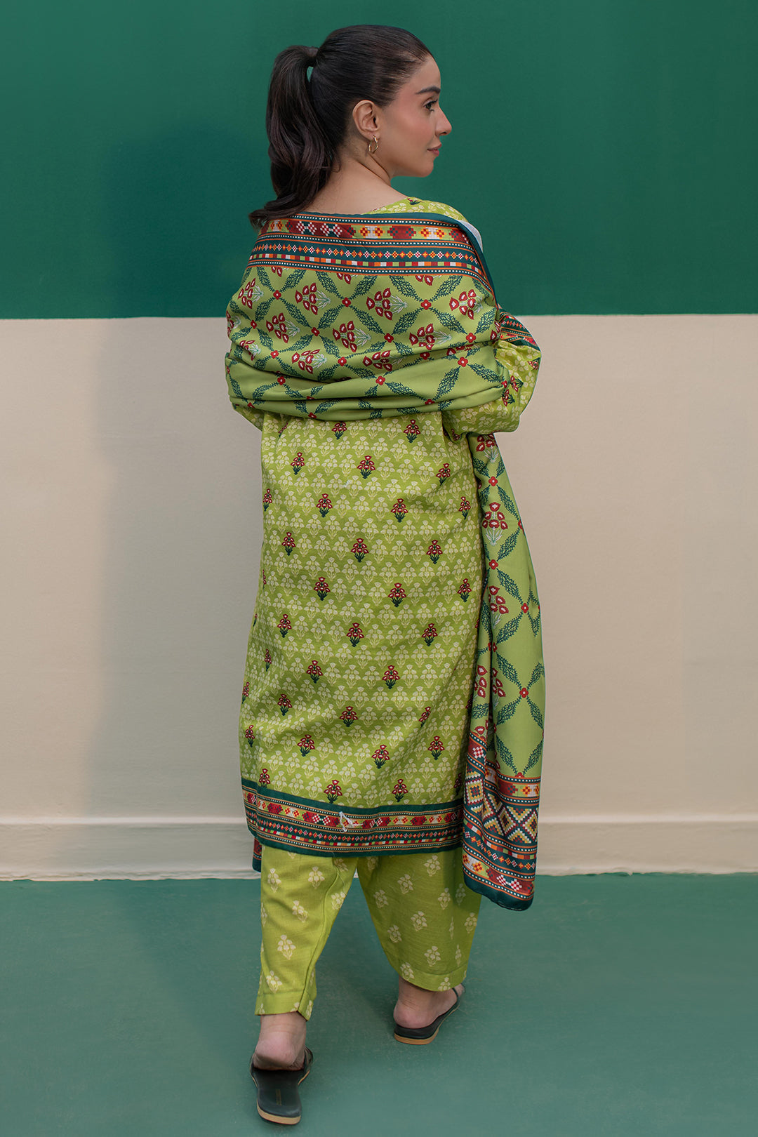 Zellbury | Winter Pret | Kurta Shawl Trouser - 2943 - Designer Dress with Intricate embroidery and embellishments. Shop elegent wedding dress at Maria Faisal.