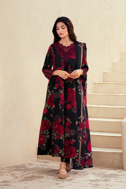 Xenia Formals | Autumn Refresh | RAVENNA - is Black dress from Xenia Formals - Ladies Clothes - Maria Faisal