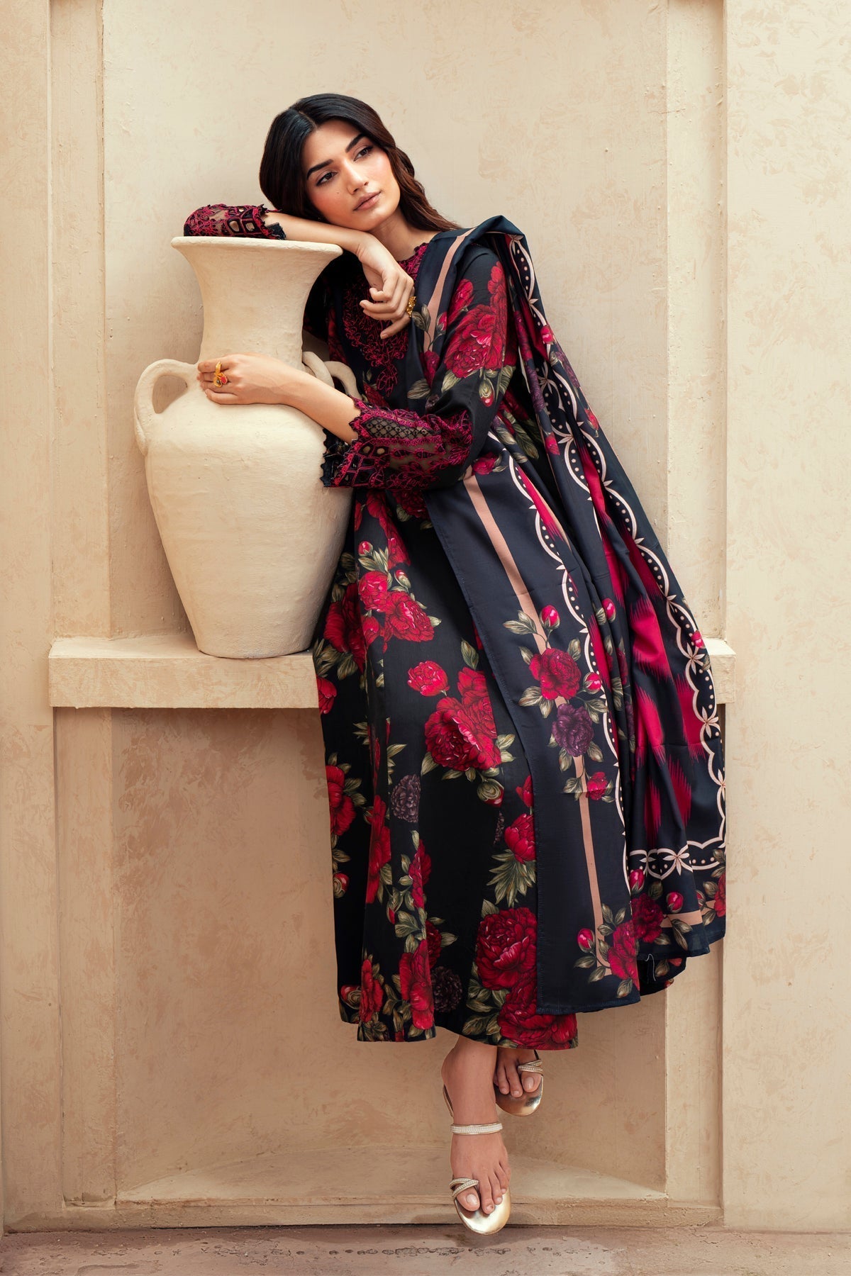 Xenia Formals | Autumn Refresh | RAVENNA - is Black dress from Xenia Formals - Ladies Clothes - Maria Faisal