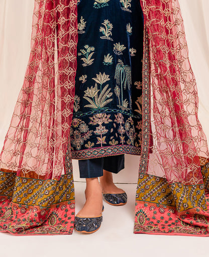 Xenia Formals | Ready To Wear Dresses | HAYAT - Waniyas