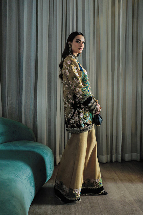 Saira Rizwan | Riona Luxury Formals | Aura - Waniyas