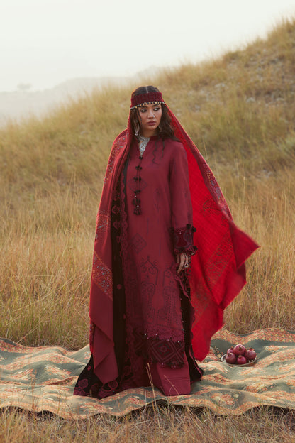 NAZNEEN-SRW25-04 – authentic Pakistani dress from the Winter Khaddar 25 collection for women in the UK