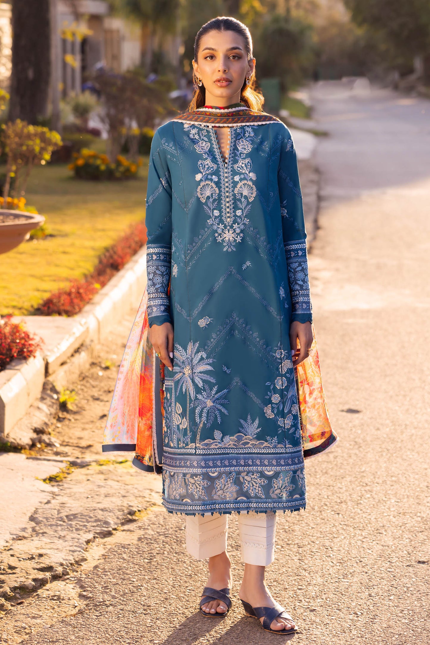 Zaha | Lawn 24 | EIRA (ZL24-05 B) - Ladies Clothes - Maria Faisal