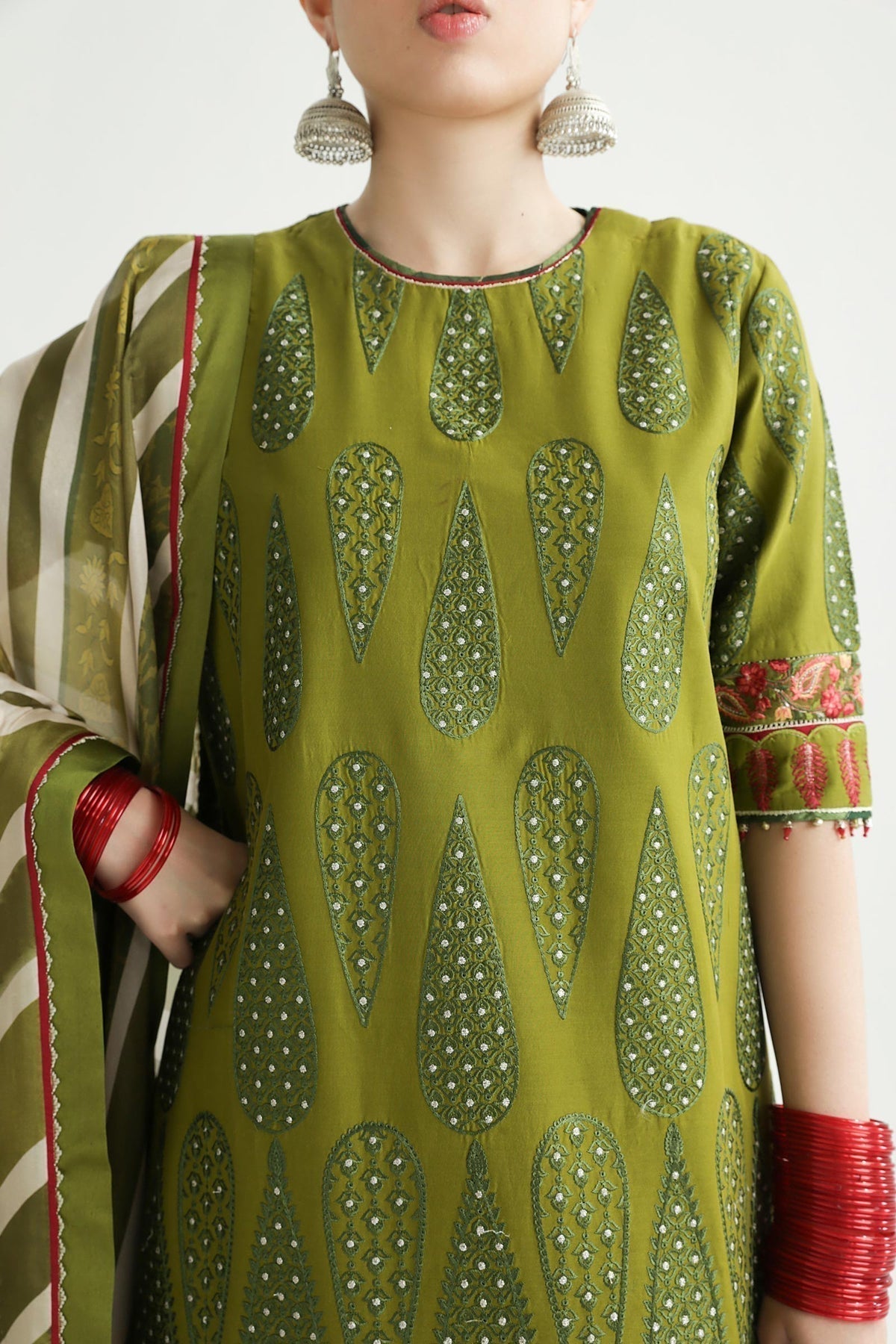 Zara Shahjahan | Luxury Lawn 24 | AAINA-8B - Ladies Clothes - Maria Faisal