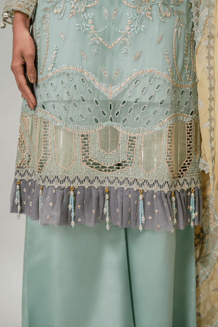 Zebtan | Aura Formals | AR-08 by Maria Faisal - Registered Vendor of : Zebtan - type : Ladies Clothes - 100% original wedding dresses