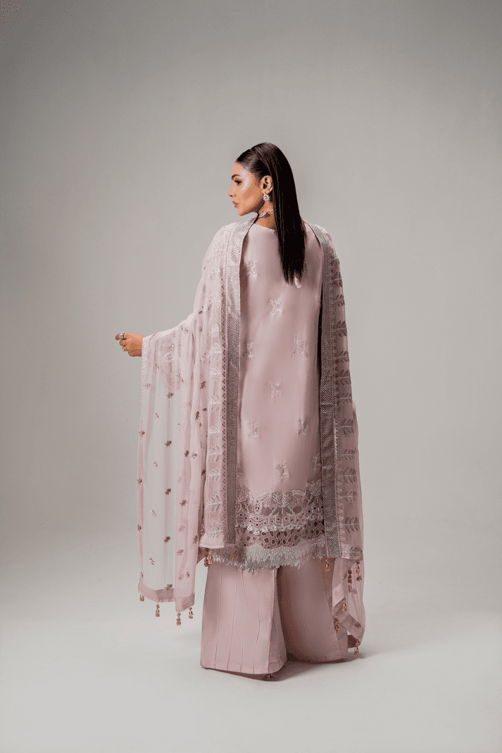 Zebtan | Aura Formals | AR-05 by Maria Faisal - Registered Vendor of : Zebtan - type : Ladies Clothes - 100% original wedding dresses